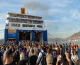 Πάρος, Τρίτη του Πάσχα: Εικόνες… Δεκαπενταύγουστου στο λιμάνι – Τεράστιο το πλήθος που έμοιαζε ακινητοποιημένο… (Βίντεο)